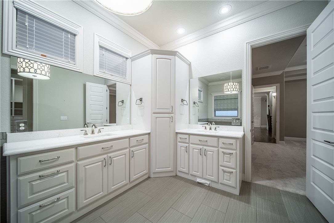 Oak Tree Centerton - Residential