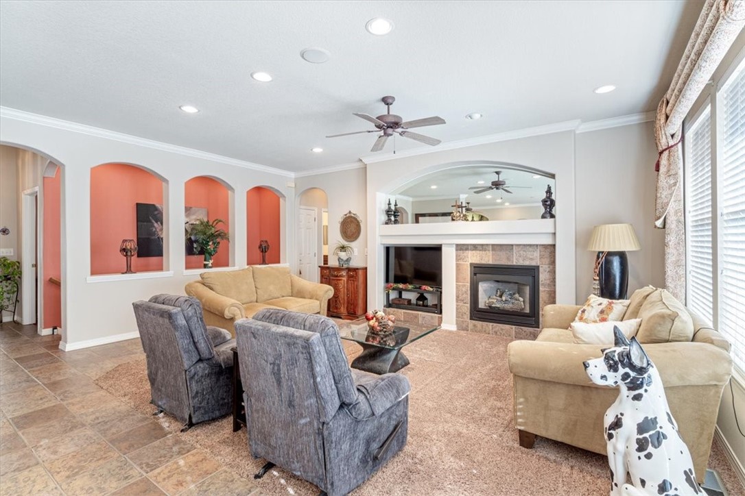 Tanyard Creek Courts Blk 1 Bvv - Residential