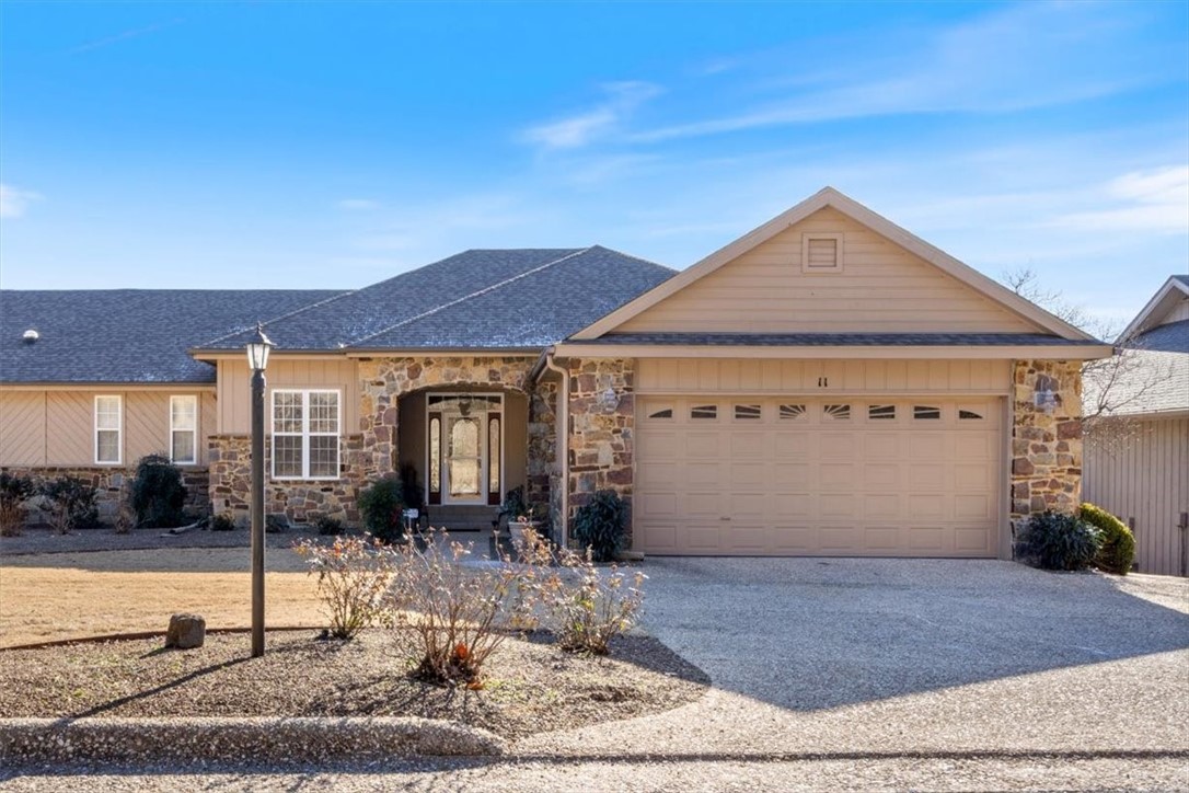 Tanyard Creek Courts Blk 1 Bvv - Residential