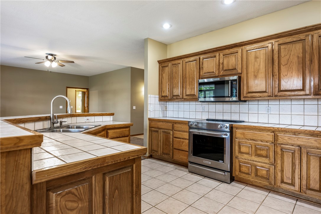 Tyler Estates Pea Ridge - Residential