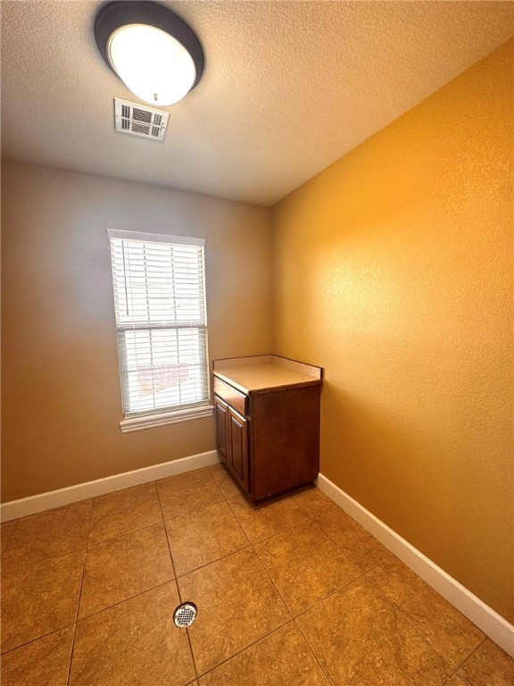 Woods Creek - Residential Lease