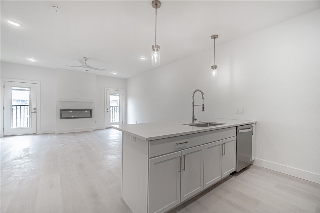 Pe Livingston Square Sub Bentonville - Residential Lease