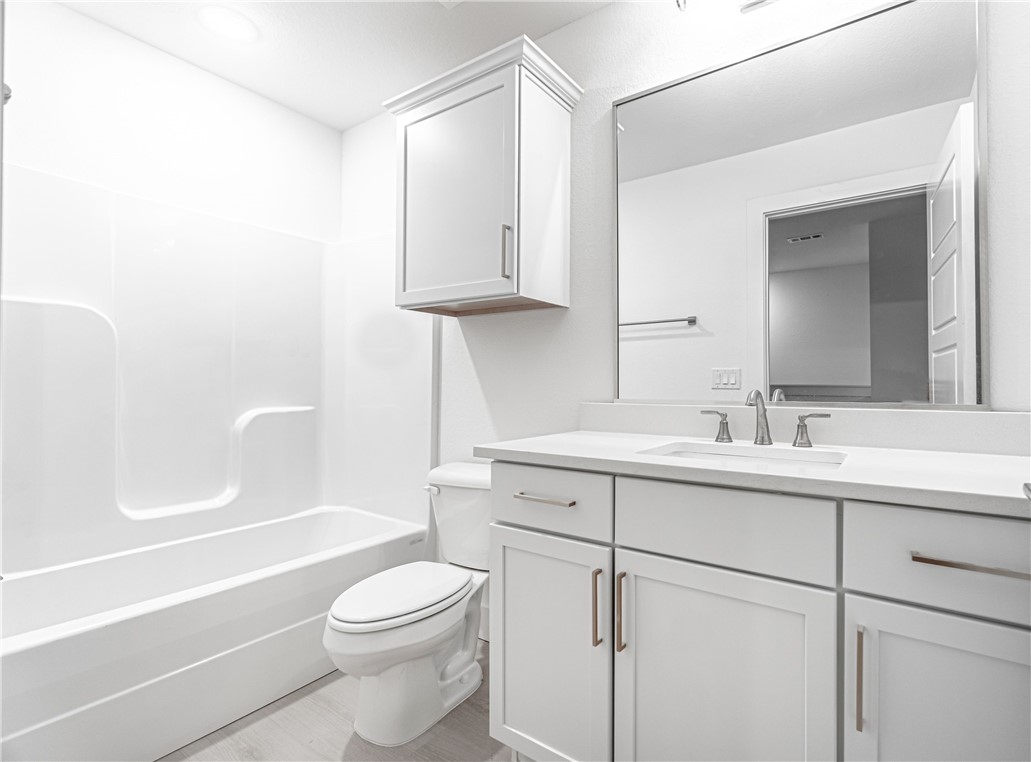 Pe Livingston Square Sub Bentonville - Residential Lease