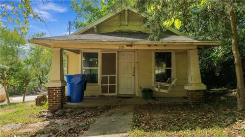 Photo of 119 E Rock, Fayetteville, AR 72701 (MLS # 1365735)