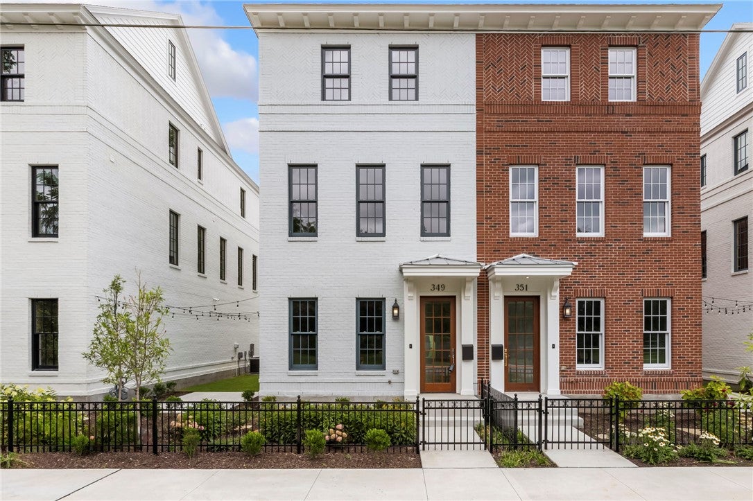 351 SE 4th Street