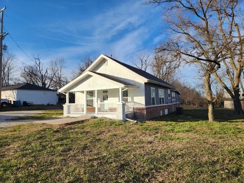 Photo of 7642 SW Regional Airport Boulevard, Bentonville, AR 72713 (MLS # 1332196)