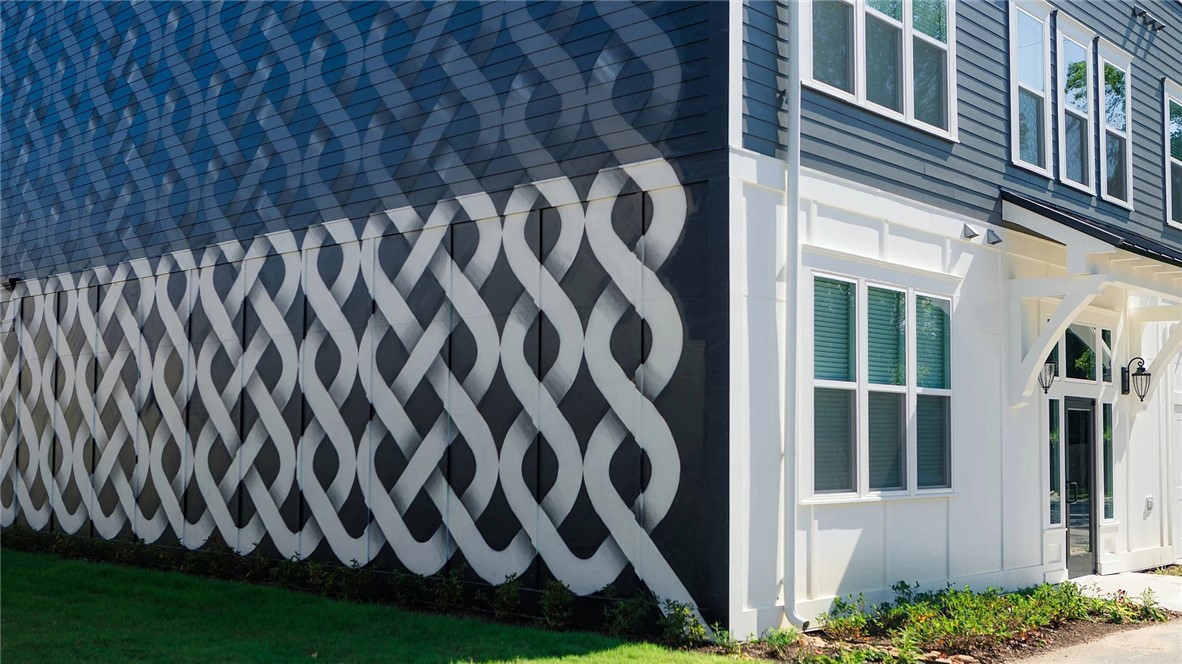 Railroad Add - Commercial Lease