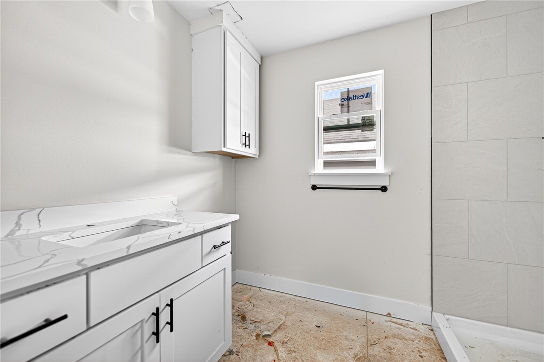 Fayetteville Outlots - Residential Lease