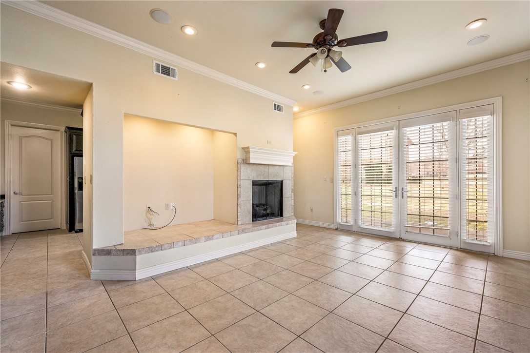 Peaks Ph Ii, The Rogers - Residential Lease