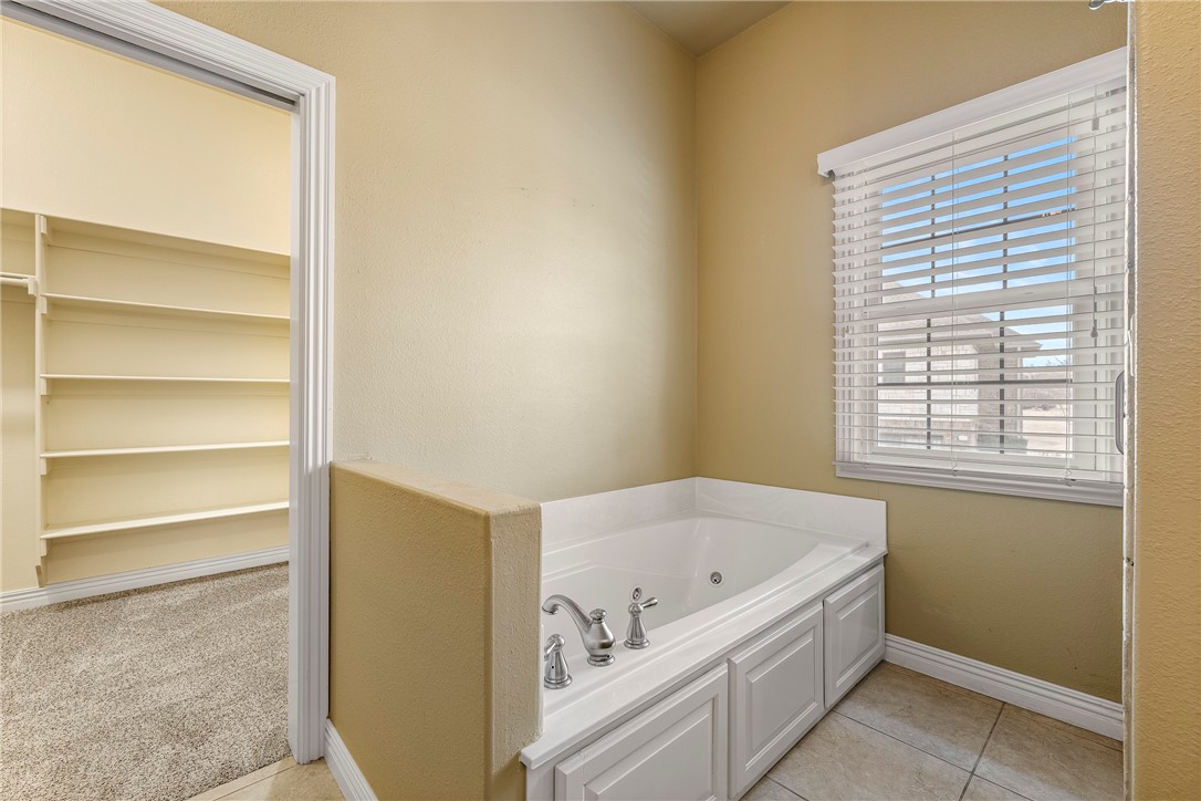 Peaks Ph Ii, The Rogers - Residential Lease