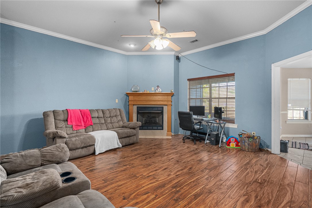 Schoolhouse Prairie - Residential