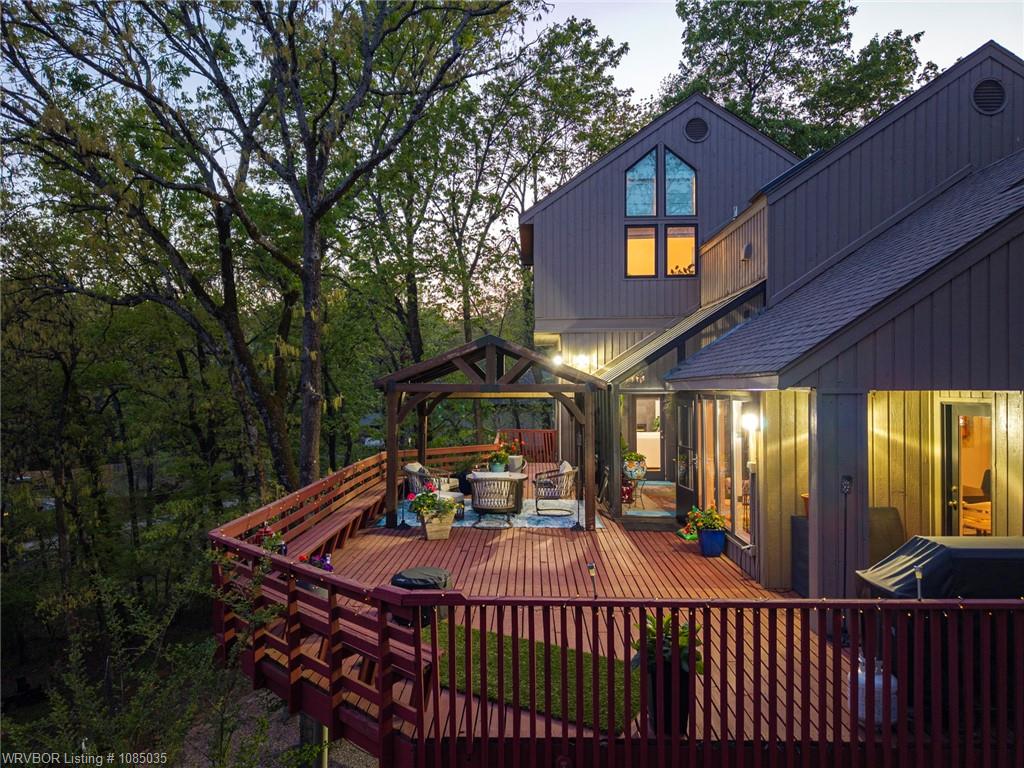 Hardscrabble Way - Residential