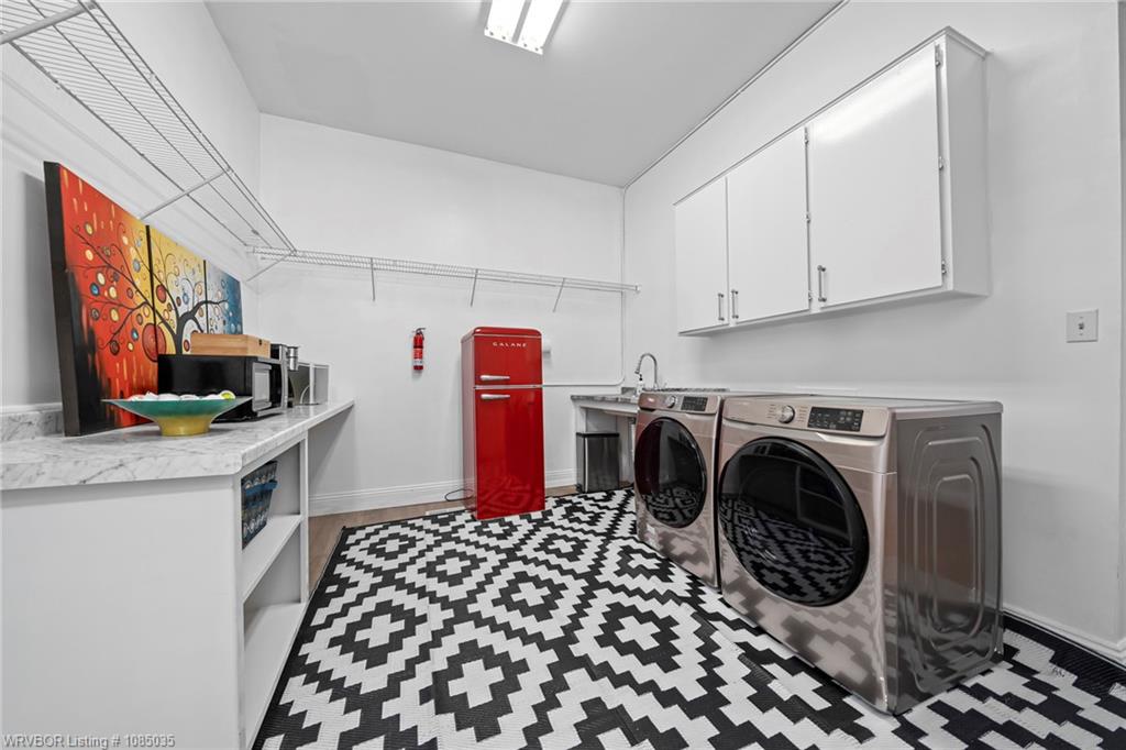 Hardscrabble Way - Residential