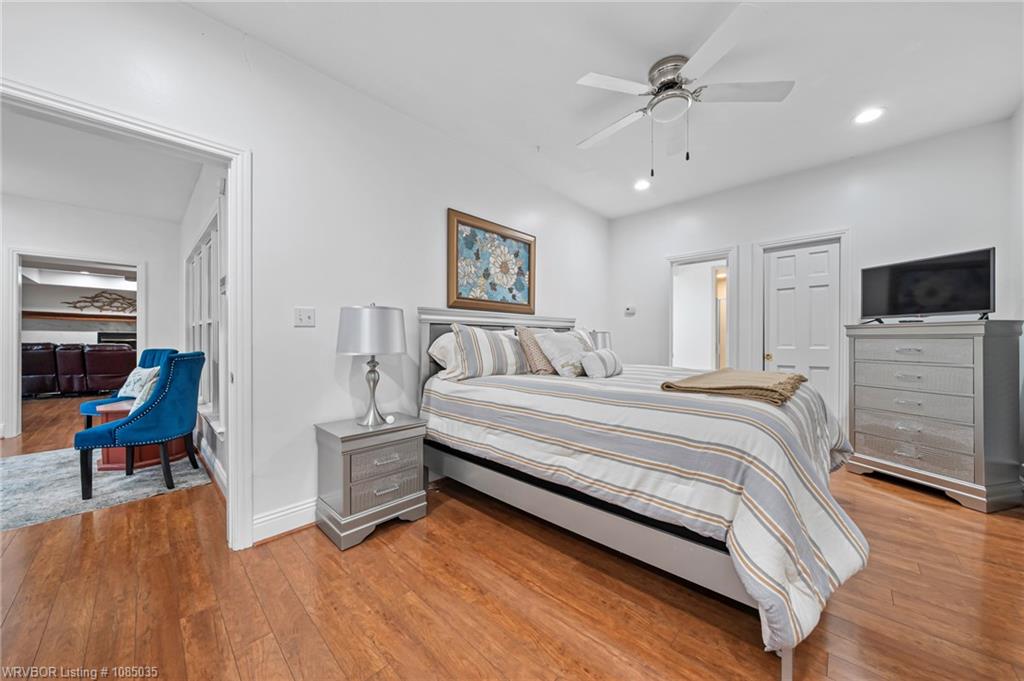 Hardscrabble Way - Residential