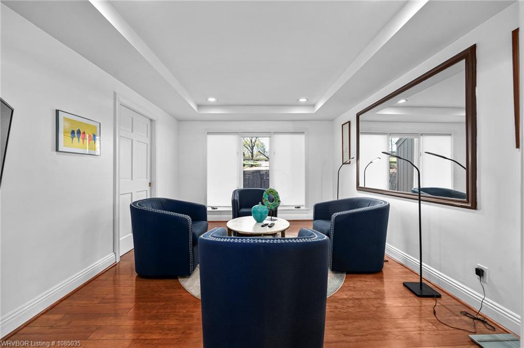 Hardscrabble Way - Residential