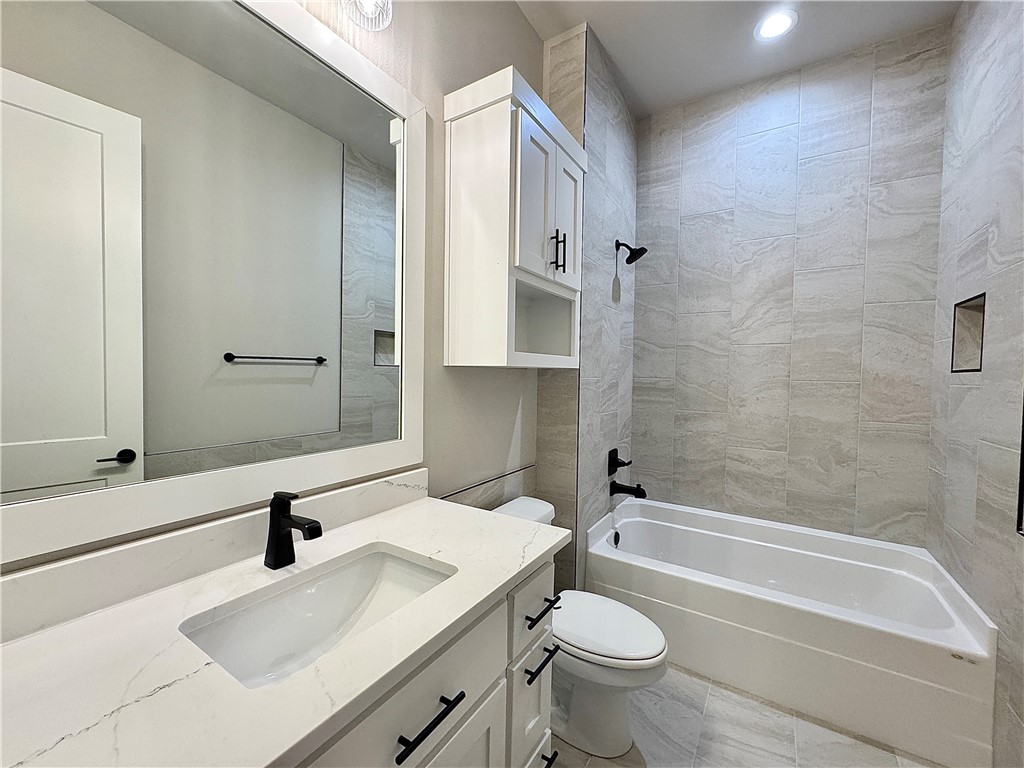 Aurora Heartbeat - Residential