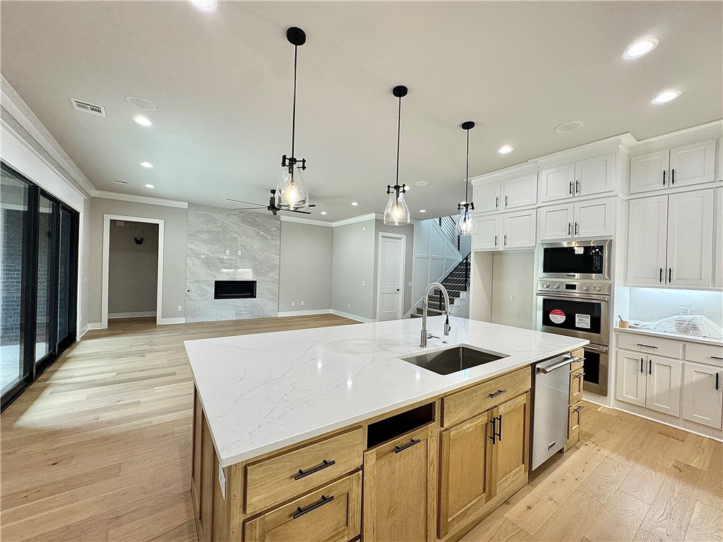 Aurora Heartbeat - Residential