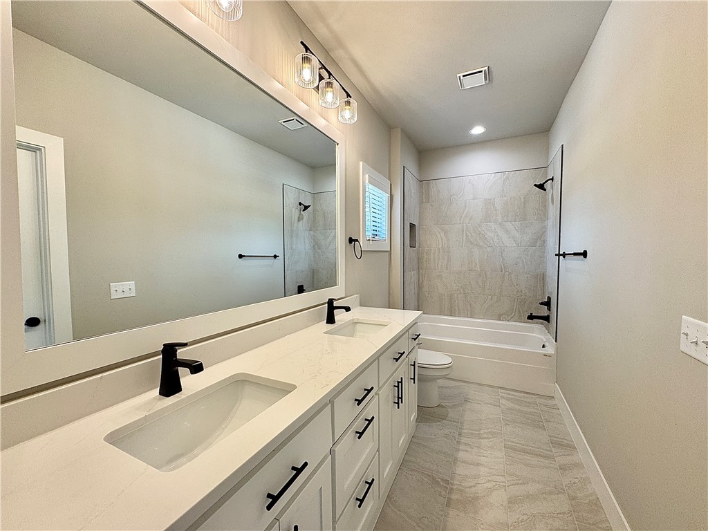 Aurora Heartbeat - Residential