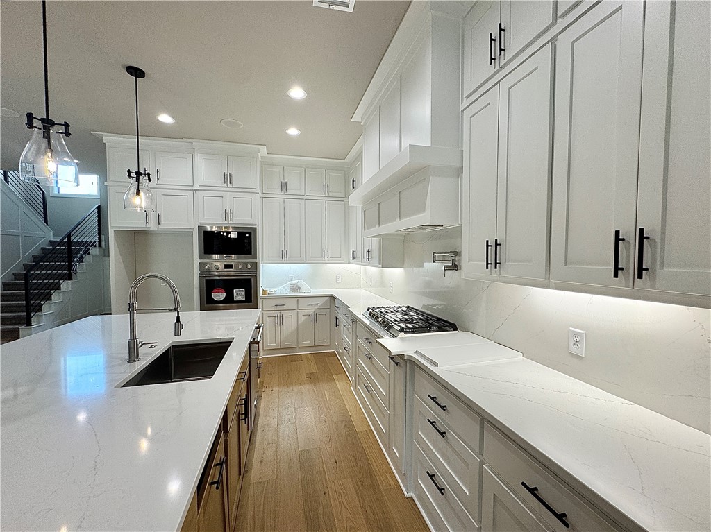 Aurora Heartbeat - Residential