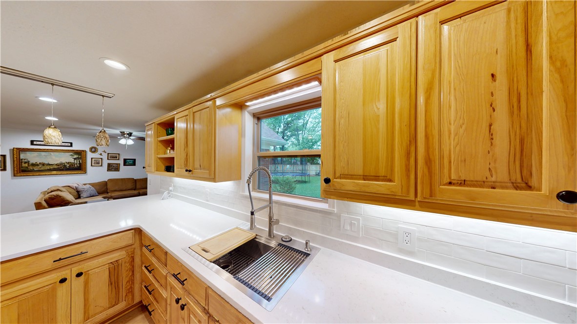 Summit Heights Rogers - Residential