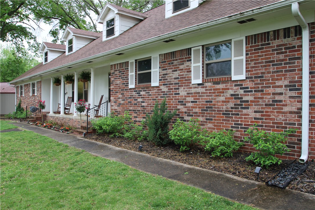 Summit Heights Rogers - Residential