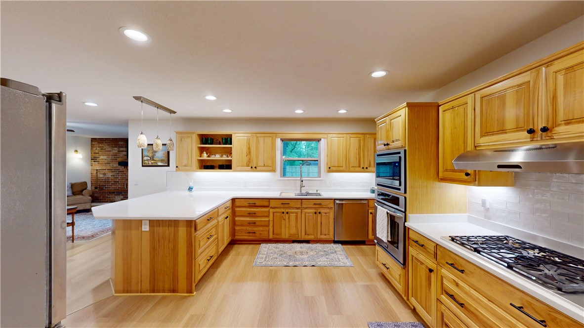 Summit Heights Rogers - Residential