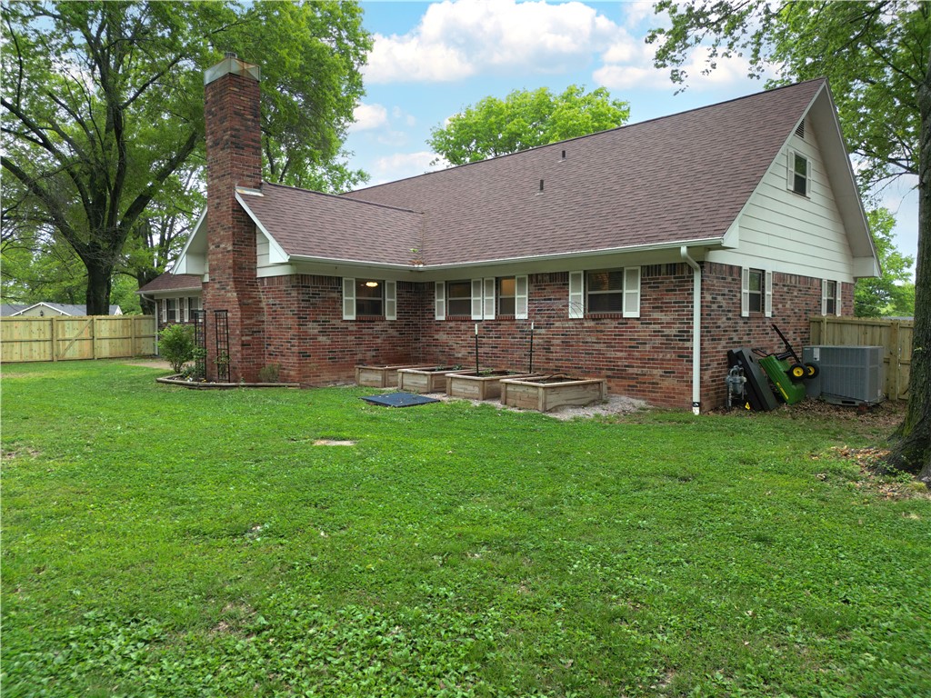 Summit Heights Rogers - Residential