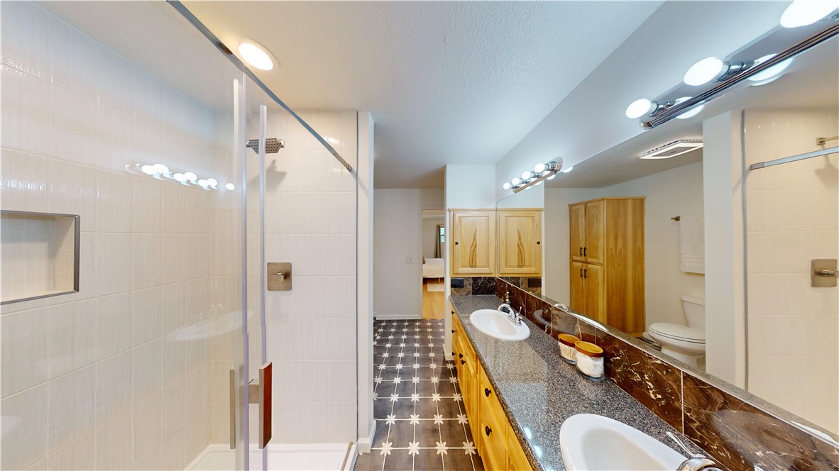 Summit Heights Rogers - Residential