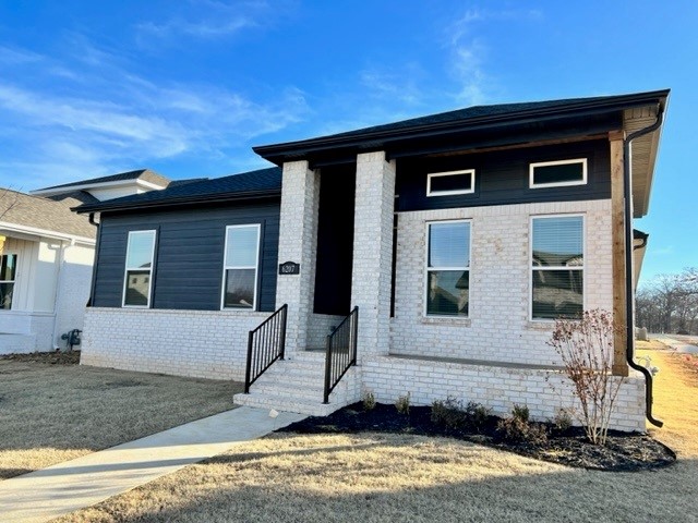 Just under 2400 sq ft, this 4 bedroom, 3 bath home has the open concept living feeling you've been looking for. Huge kitchen with island and lots of storage. Coffee/Wet bar with pantry that connects to the dining area. All rooms have large closets and lots of room. Tenants responsible for electric, gas, water/trash, internet (fee charged to tenant), and lawn care (fee charged to tenant). Tenant must provide refrigerator, washer, and dryer. Apply online at www.nwarealtypm.com. We process applications as we receive and once an application is approved, we reach out for deposit. Deposit secures the unit not the application. Please be aware of scams. Our application process is to be paid online through a secure portal, and we do not accept cash, CashApp, Venmo, and/or PayPal.