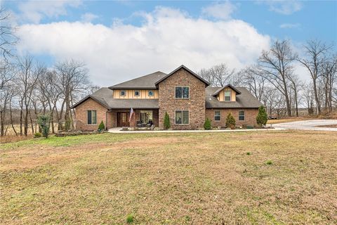 425 NE Duke Hill Road Bentonville AR 72713