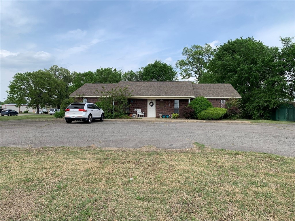 Former Red Cross building. Located across from Hickey Park. Would be suited for quiet commercial or residential. Close to Russellville Senior High School. Deep 1 acre lot. Additional storage building. Great investment opportunity. Additional acre is available next door for $149,500 with 210 feet of street frontage.