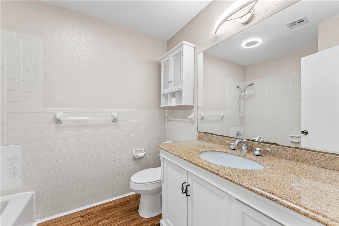 Oak Crest Estates Sub Rurban - Residential