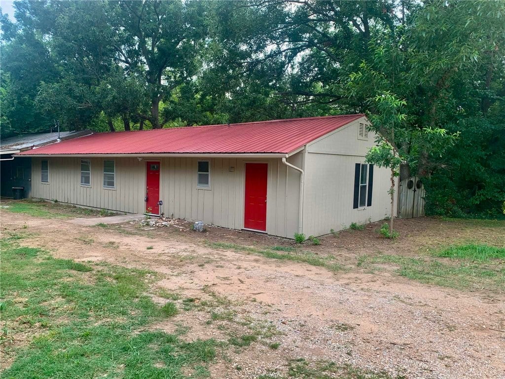 2422 Hayden Road - Photo 2