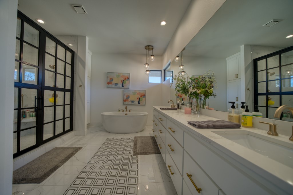 Del Lago Estates - Residential