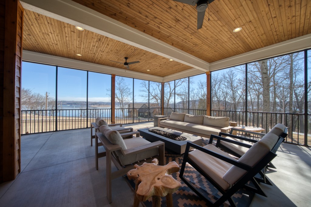 Del Lago Estates - Residential