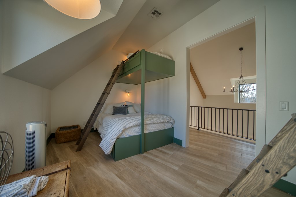 Del Lago Estates - Residential