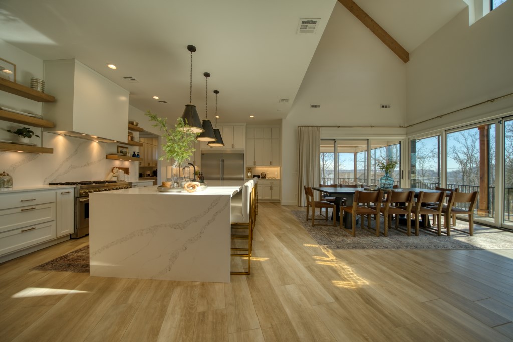 Del Lago Estates - Residential