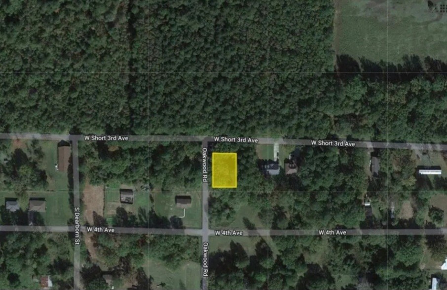 This .23 (+/-) acre lot is ready for you to build your home or place a manufactured home. It is convenient and close to local amenities. Mobile homes are not allowed. Property conveys a Limited Warranty Deed. Owner financing not available.