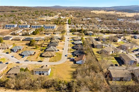 Unimproved Land in Fayetteville AR 989 Erika Avenue 10.jpg