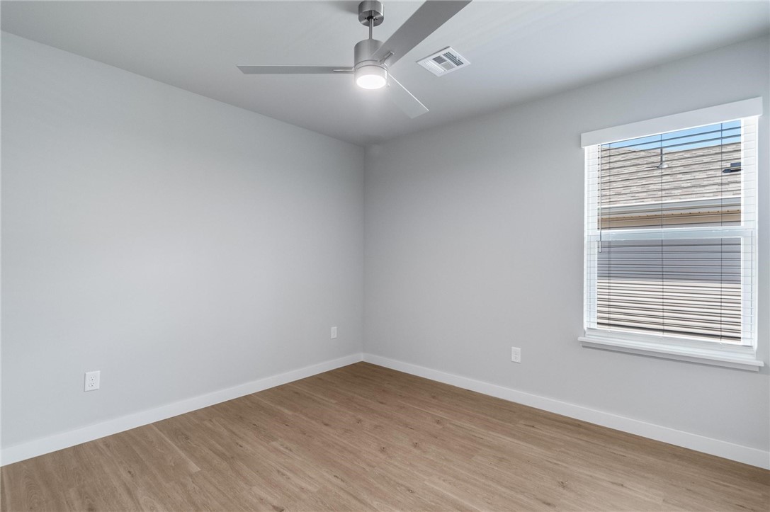 Woodward Park Ph I Highfill - Residential Lease