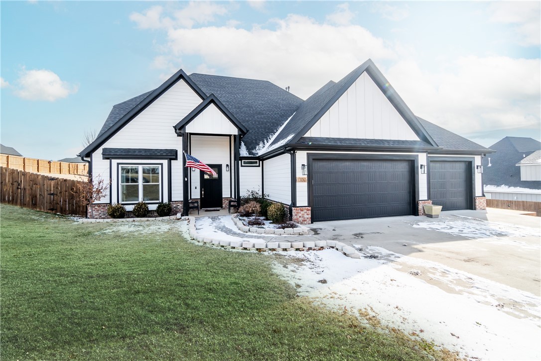 Experience the perfect blend of a country feel with easy access to Rogers, Bentonville, and Springdale in this spacious home. Situated on a large corner lot, this property offers the best of both worldsā4 bedrooms, 4 bathrooms, and a generous 2,920 sqft of living space on .63 acres. The open concept design seamlessly connects living spaces, creating a welcoming atmosphere. Step outside to a charming back porch, perfect for enjoying the spacious fenced backyard. Additionally, an upstairs bonus area or bedroom adds versatility to the floor plan, catering to various lifestyle needs. Check out this property today!