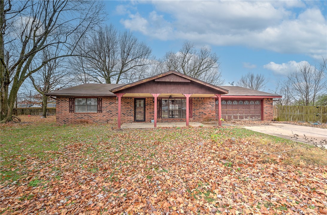 Charming 3 bed, 2 bath home on a tree covered 1 acre right off of Elms Springs Road. You will enjoy a bright open living area and cozy stone fireplace for relaxing after a hard days work and a sweet eat-in kitchen with a breakfast bar, white cabinetry and plenty of counter space, great for cooking with the family. Outside this lovely home is a large fenced in backyardĀ perfect forĀ hosting events or hanging out with friends and the family pet. This is a great investment opportunity with a fantastic location surrounded by businesses, restaurants, schools, parks and quick access to I-71.
