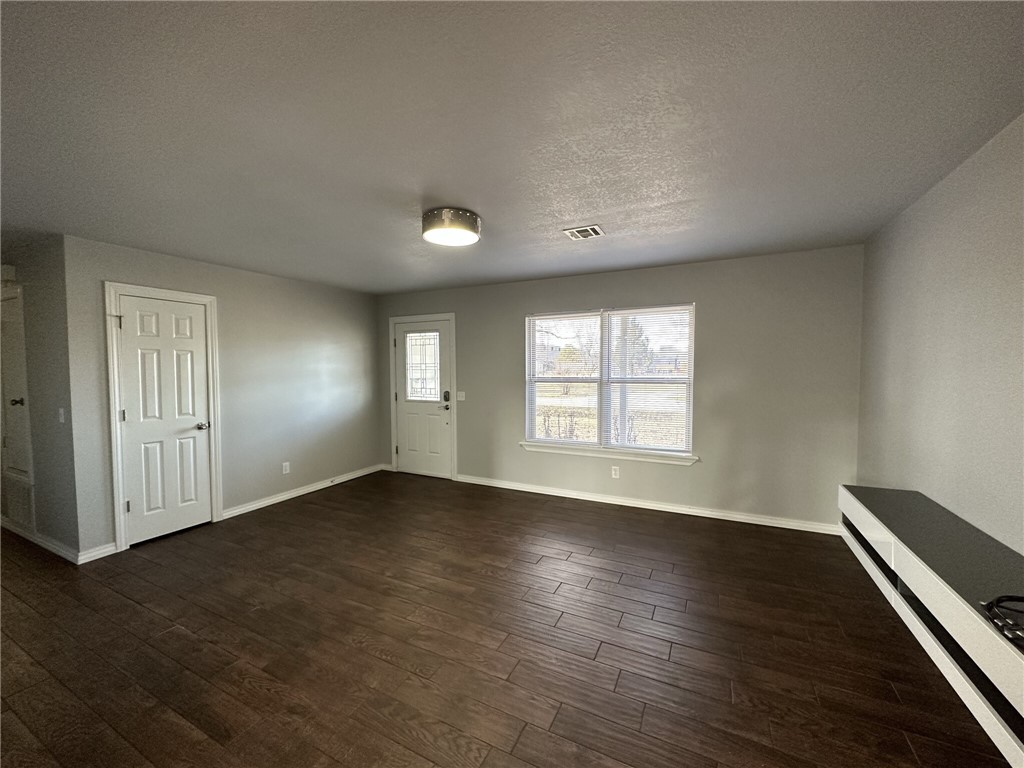 Grant's Garden-Bentonville - Residential Lease