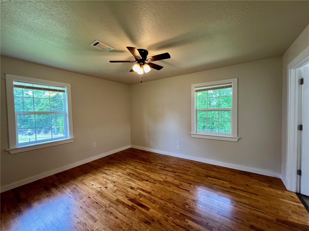 Harris Add Gravette - Residential Lease