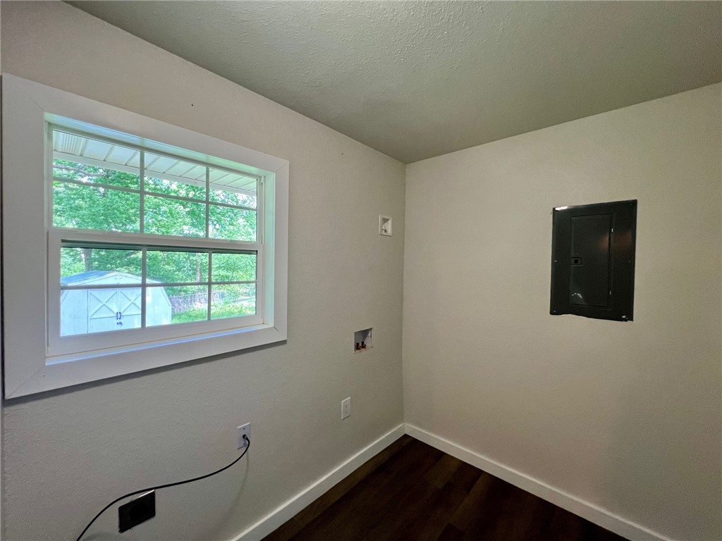 Harris Add Gravette - Residential Lease