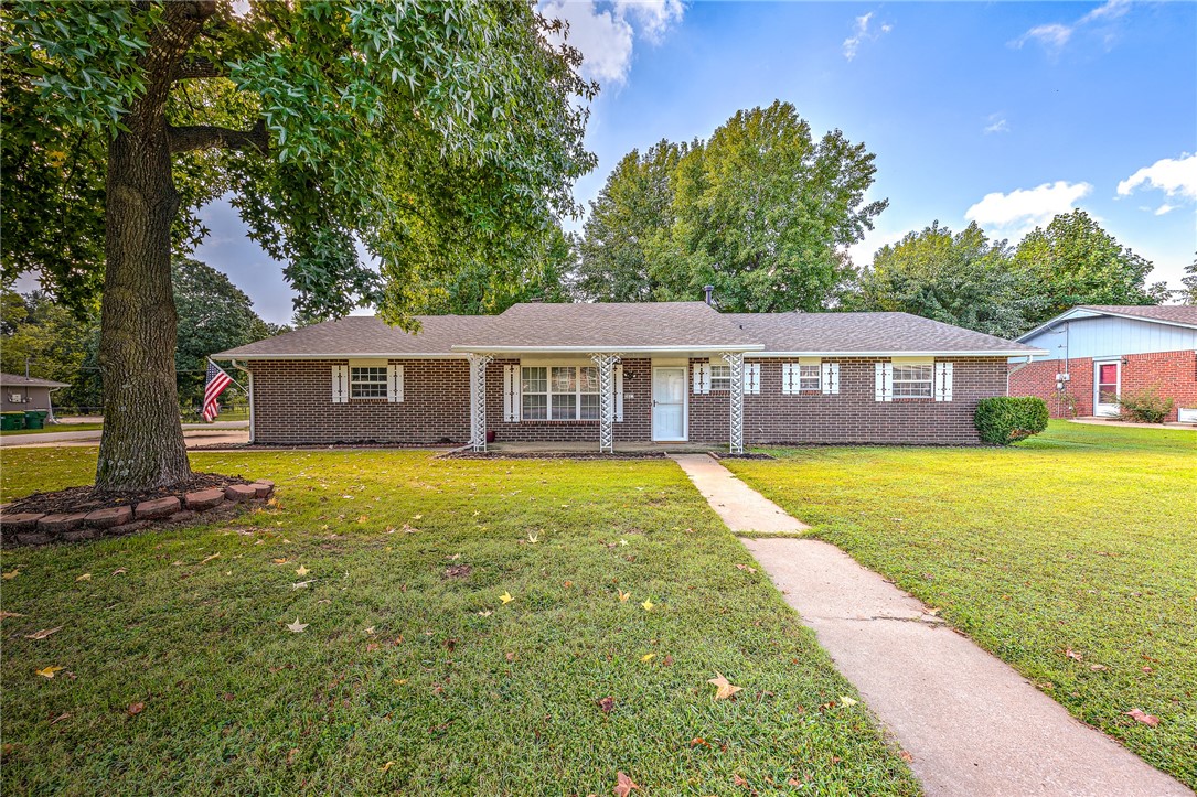 Come check out this flat corner lot home that sits on almost half an acre! This well maintained 3bed 2 bath home has a lot to offer at this price! Spacious kitchen that opens to eating area and family room. Engineered wood flooring through main areas. Retro style bathrooms. Home owner will being paying in full for the Solar panels, huge benefit to the next owner. Property offers a detached 2 car garage and storage shed. Covered Patio and fire pit! Don't miss this great property