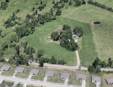 Photo of 8564 & 8572 E Wagon Wheel Road, Springdale, AR 72762 (MLS # 1347785)