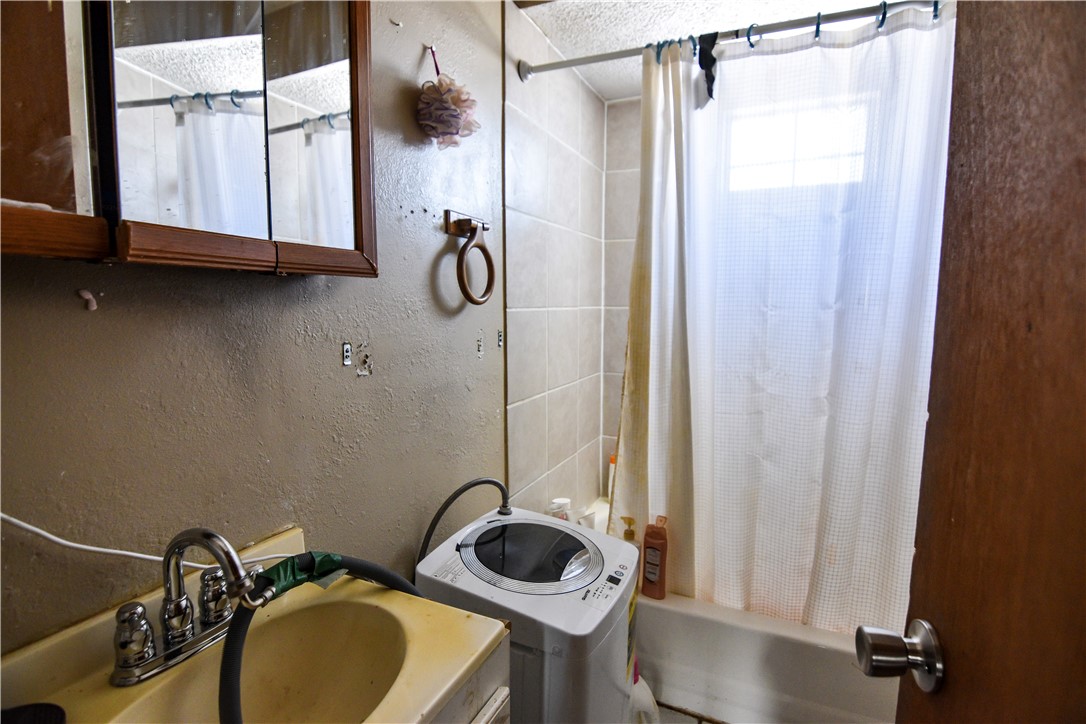 Houts Add - Residential