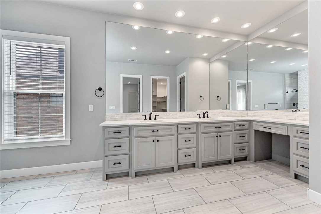 AMBER RIDGE NORTH AT WOODS CREEK SUB - Residential