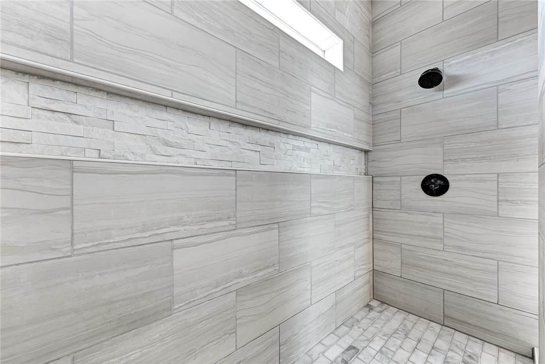 AMBER RIDGE NORTH AT WOODS CREEK SUB - Residential